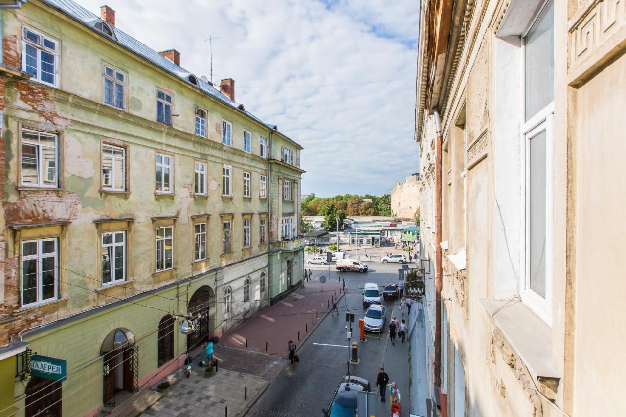Ferienwohnung Навпроти Вернісажу Біля Оперного Вулиця Театральна 26 Є Балкон Та Інернет Lemberg Exterior foto